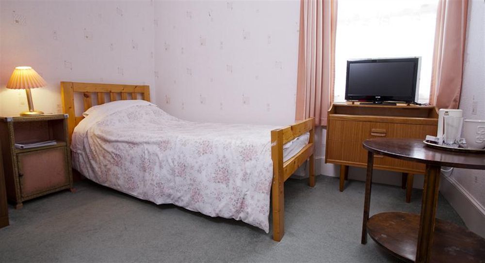 Waverley Hotel Nairn Bagian luar foto
